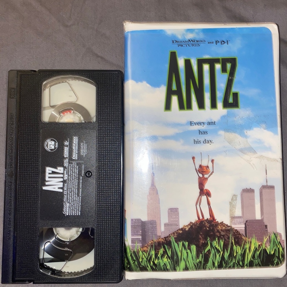 Antz 1998 / VHS / BUY 2 VHS GET 1 FREE 🔥🇨🇦